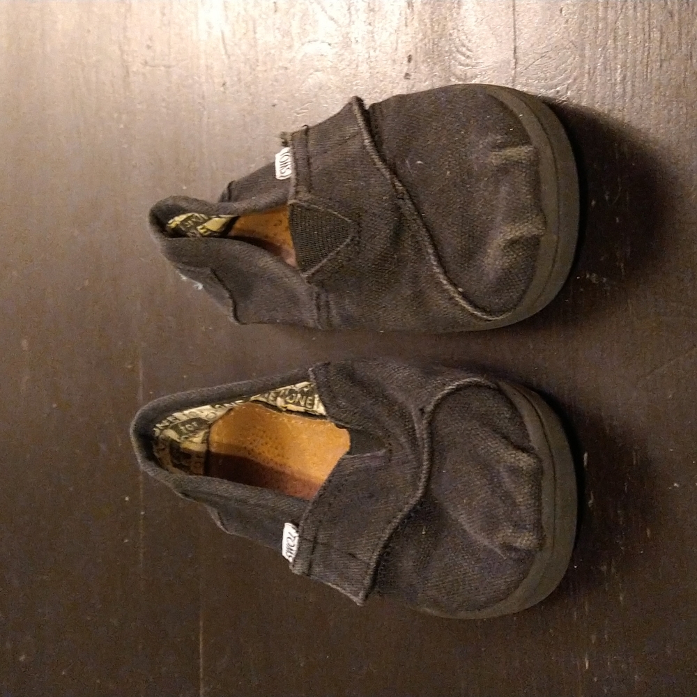 Black Toms